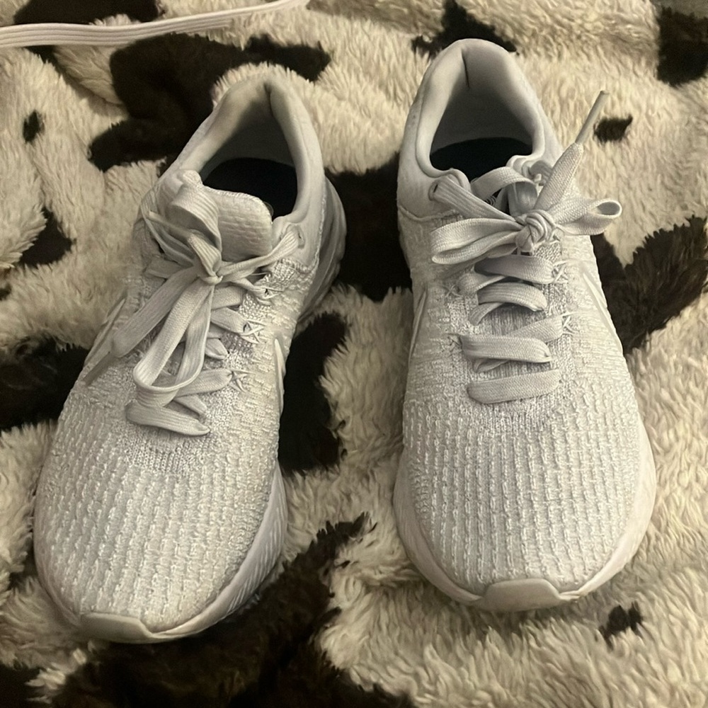 Nike Women's White Athletic Shoes